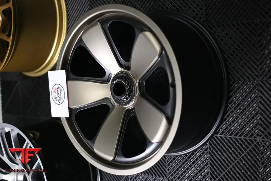 PORSCHE WHEEL GT-RS 54