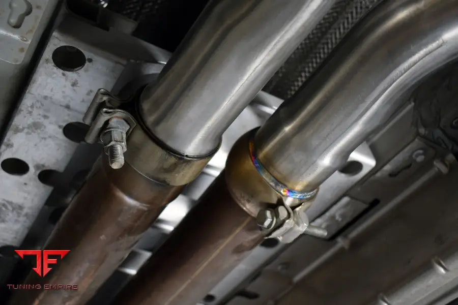 QUICKSILVER ASTON MARTIN DBX INC. 707 (2020 ON) OPF/GPF DELETE PIPES
