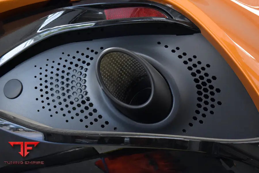 QUICKSILVER ASTON MARTIN DBX TITAN SPORT EXHAUST WITH SOUND ARCHITECT™ (2020 ON)
