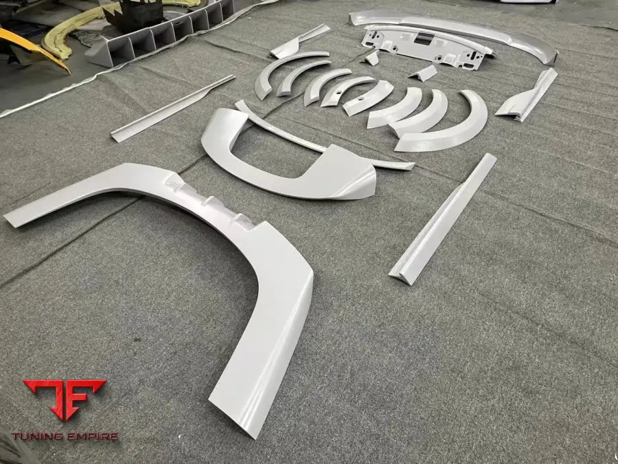 Range Rover Carbon Body Kit L460  Css