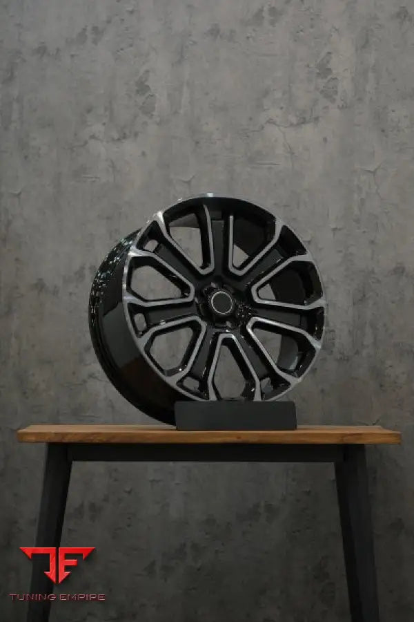 RANGE ROVER WHEEL DEFENDER 110