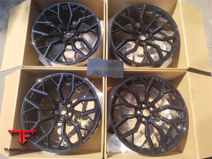 RANGE ROVER WHEEL DEFENDER L663 2024