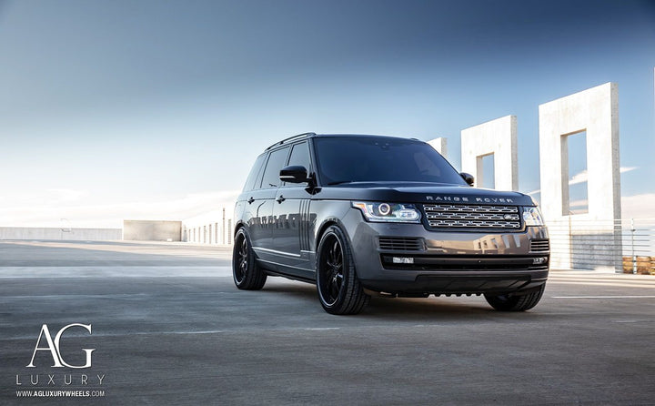 Range Rover HSE on custom forged wheels