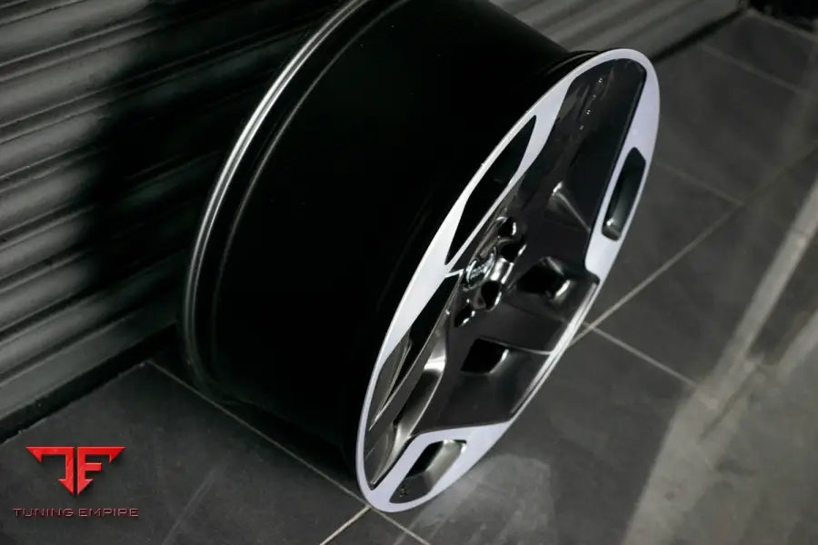 RANGE ROVER KAHN FORGED WHEELS