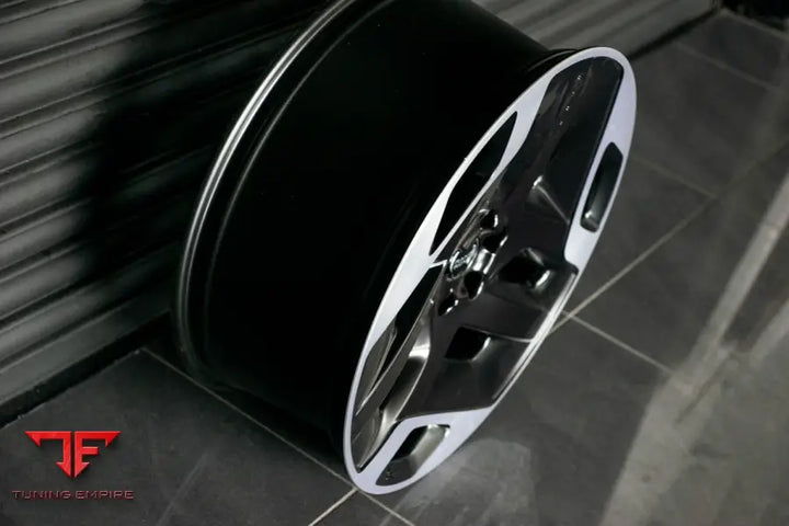 RANGE ROVER KAHN FORGED WHEELS