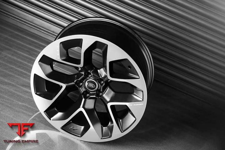 RANGE ROVER SPORT SVR KAHN FORGED WHEELS