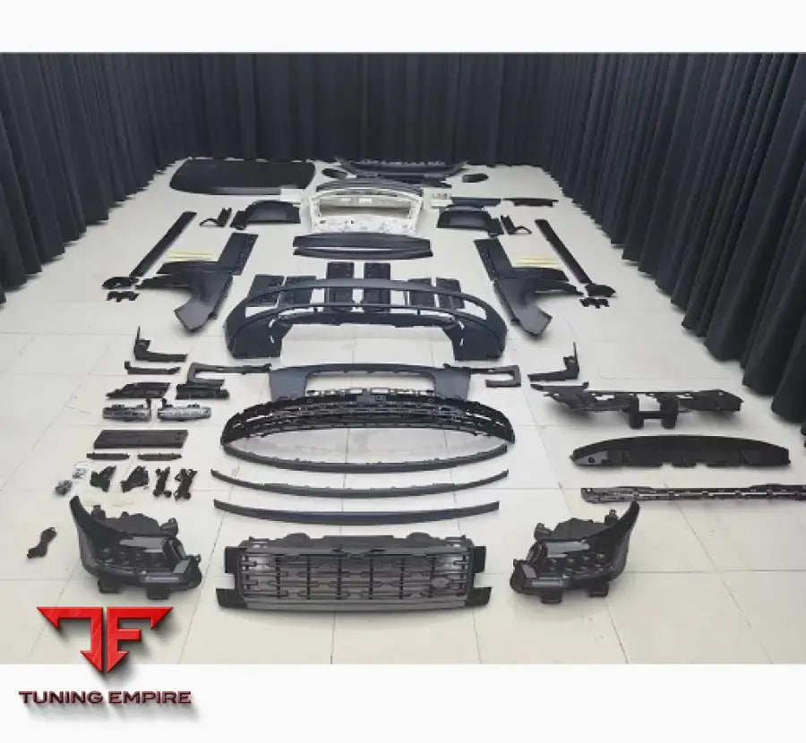 RANGE ROVER VOGUE BODY KIT 2023Y