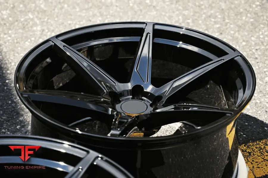 RAZOR FORGED RZR 737