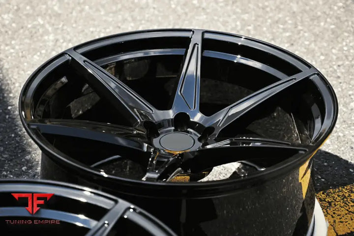 RAZOR FORGED RZR 737
