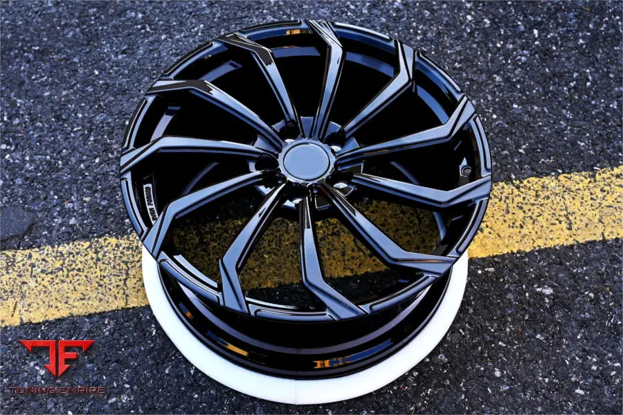 RAZOR FORGED RZR 744