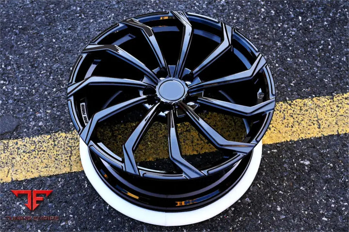 RAZOR FORGED RZR 744