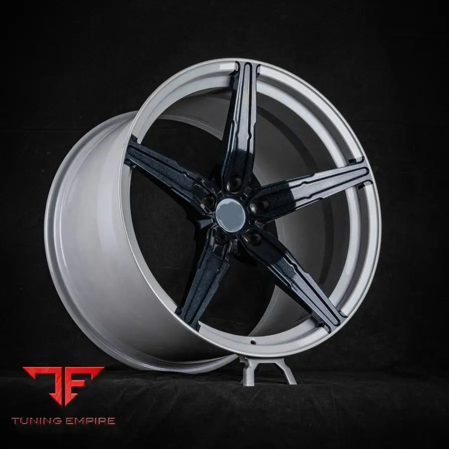 RAZOR FORGED RZR 881