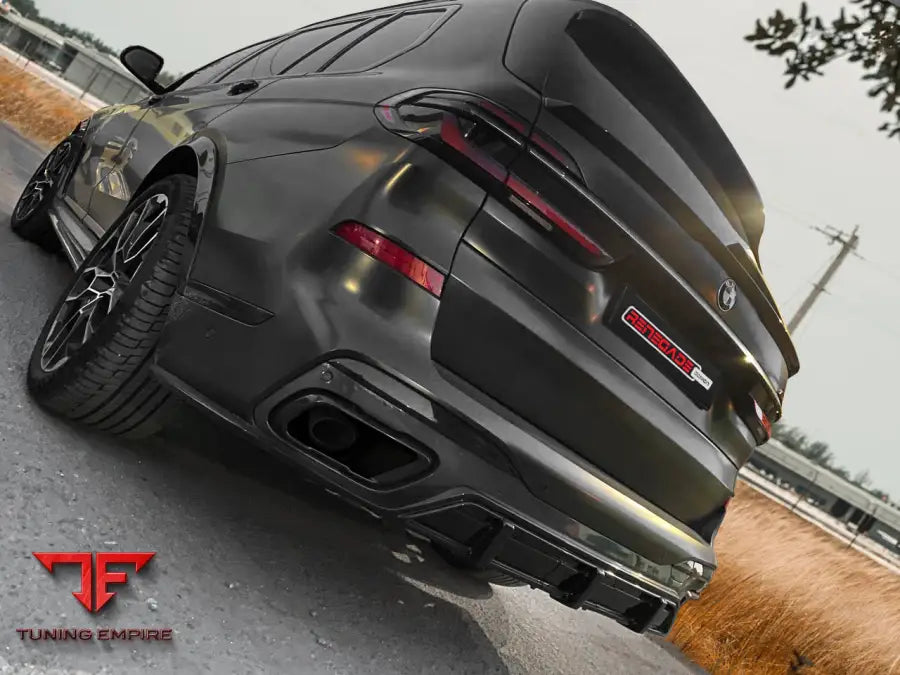 RENEGADE BMW X7 LCI BODY KIT