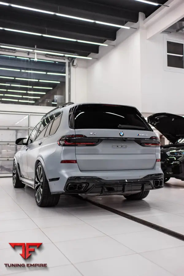 RENEGADE BMW X7 LCI BODY KIT
