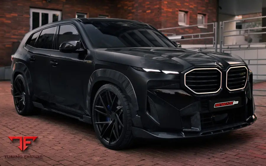 RENEGADE BMW XM BODY KIT