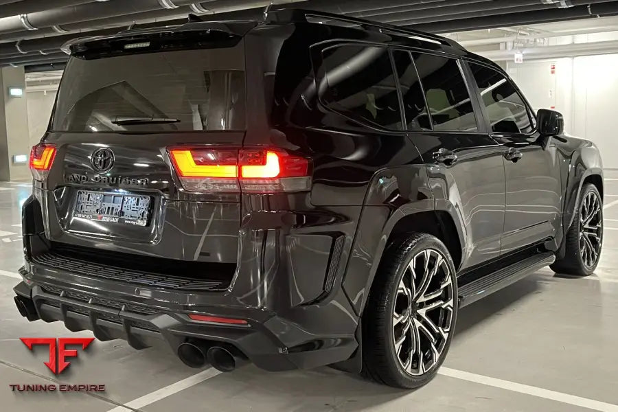 RENEGADE TOYOTA LAND CRUISER 300 BODY KIT