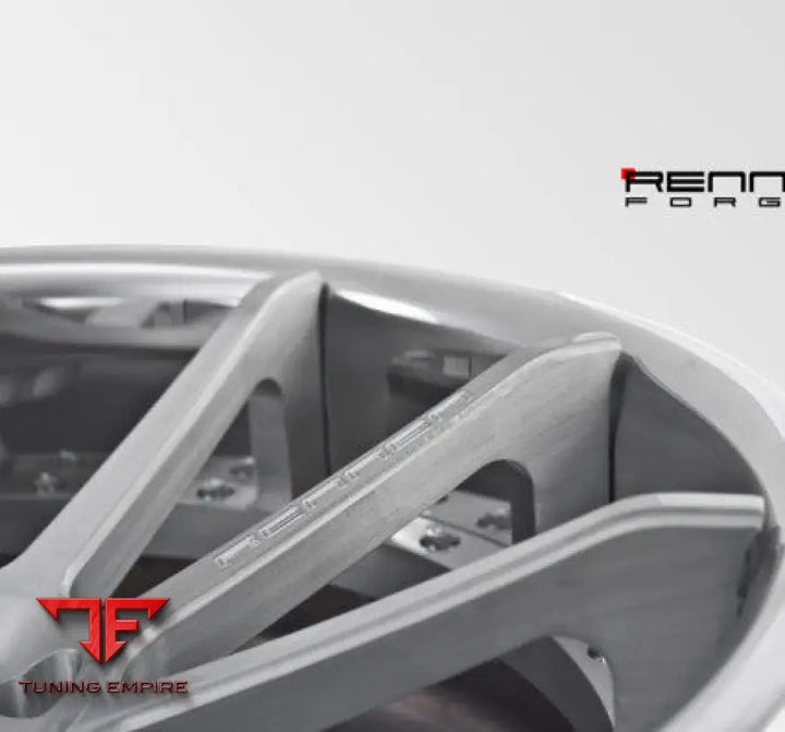 RENNEN R10 X ConcaveHook Lip