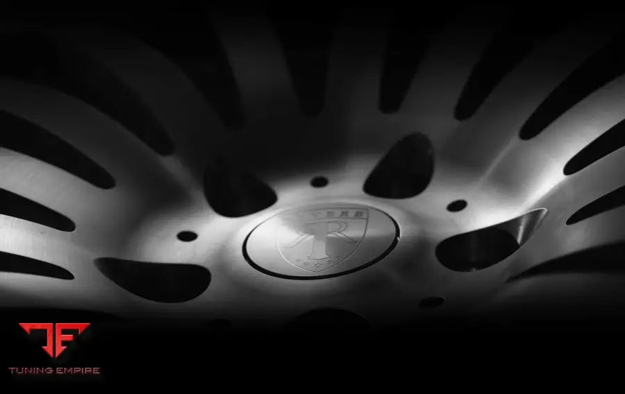 Revere London WC2F forged wheel detail