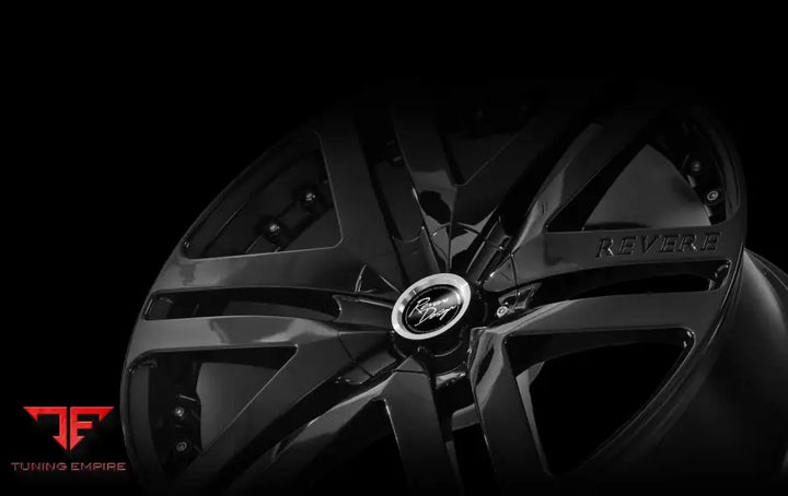 Revere London WC3 cast wheel detail