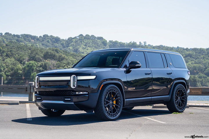 RIVIAN R1S on custom forged wheels