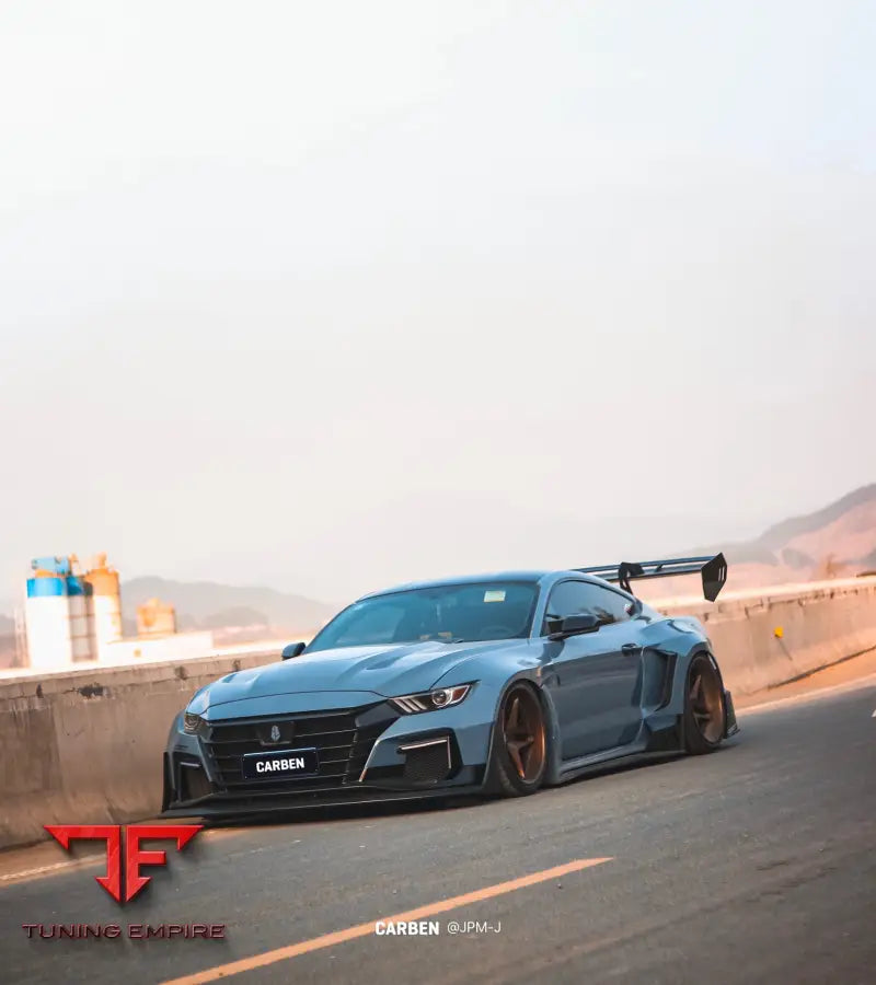 ROBOT S550 Ford Mustang FRP/Carbon Dawn Bonnet - Bonnets & Hoods