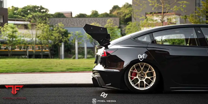 ROBOT Tesla Model 3 ’HACKER’ GT Wing - Spoilers & Rear Wings