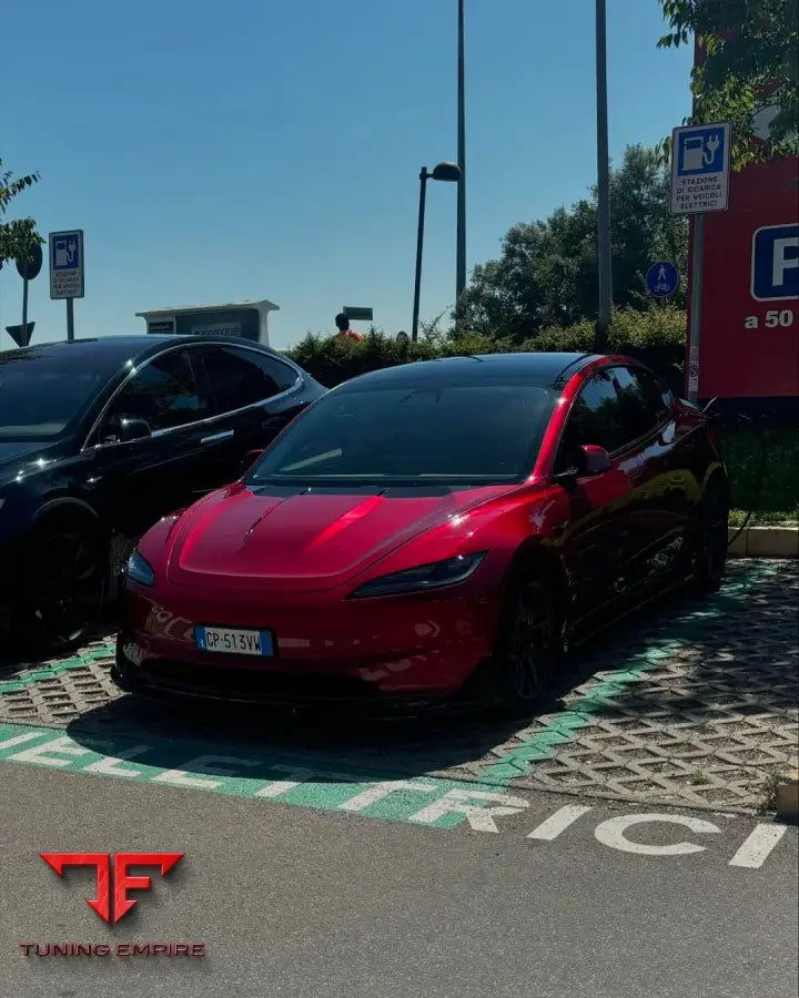 ROBOT Tesla Model 3 Highland Bonnet / Hood - Bonnets & Hoods