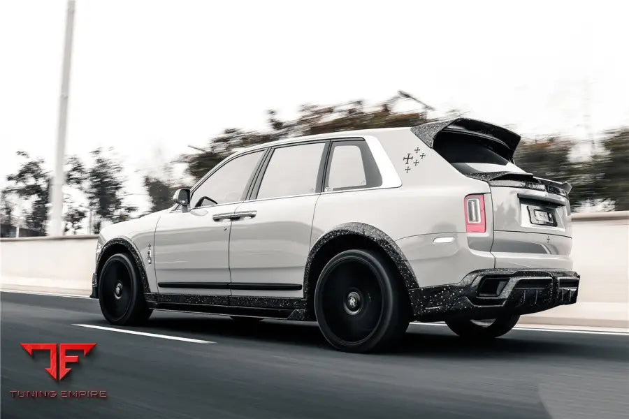 ROLLS-ROYCE CULLINAN BKSS STYLE CARBON FIBER ROOF SPOILER BSD