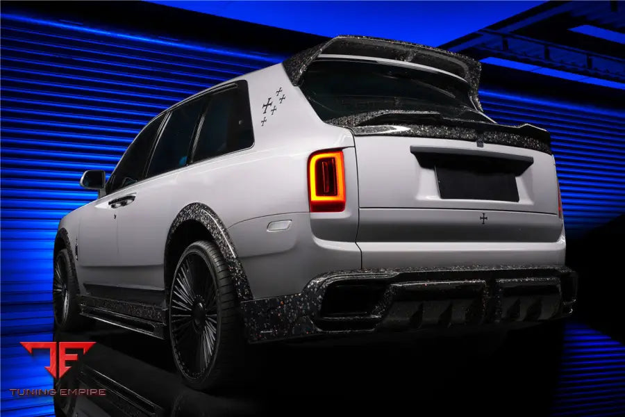 ROLLS-ROYCE CULLINAN BKSS STYLE CARBON FIBER ROOF SPOILER BSD