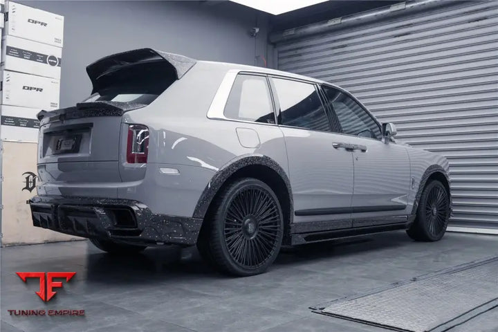 ROLLS-ROYCE CULLINAN BKSS STYLE CARBON FIBER ROOF SPOILER BSD