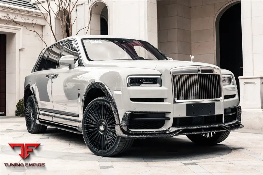 ROLLS-ROYCE CULLINAN BKSS STYLE CARBON FIBER SIDE SKIRTS BSD