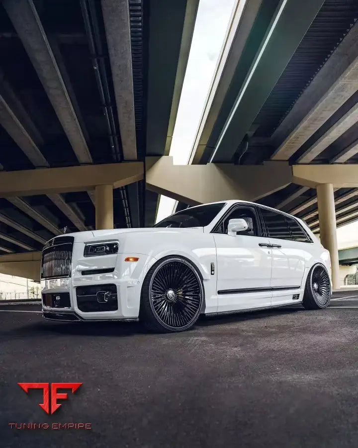 ROLLS-ROYCE CULLINAN CARBON FIBER BODY KIT
