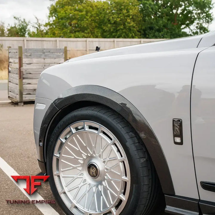 ROLLS ROYCE CULLINAN CARBON FIBER PARTS