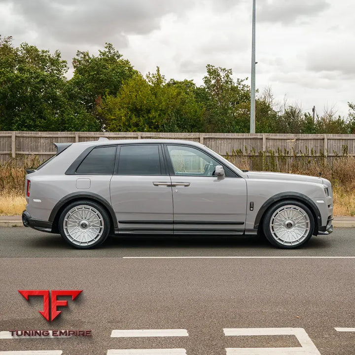 ROLLS ROYCE CULLINAN CARBON FIBRE WHEEL ARCH EXTENSIONS - CT CARBON