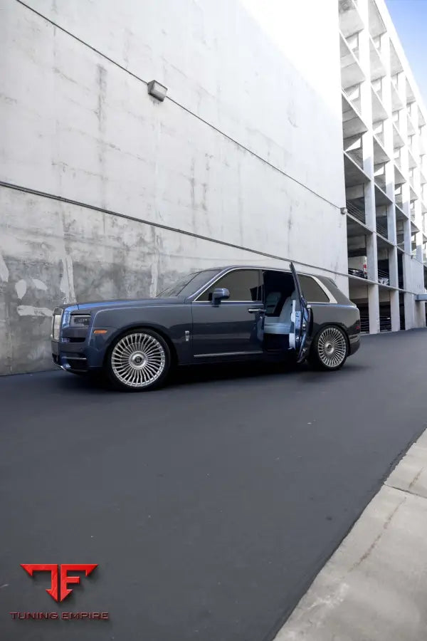 ROLLS ROYCE CULLINAN FORGED WHEELS AND EXHAUST SYSTEM