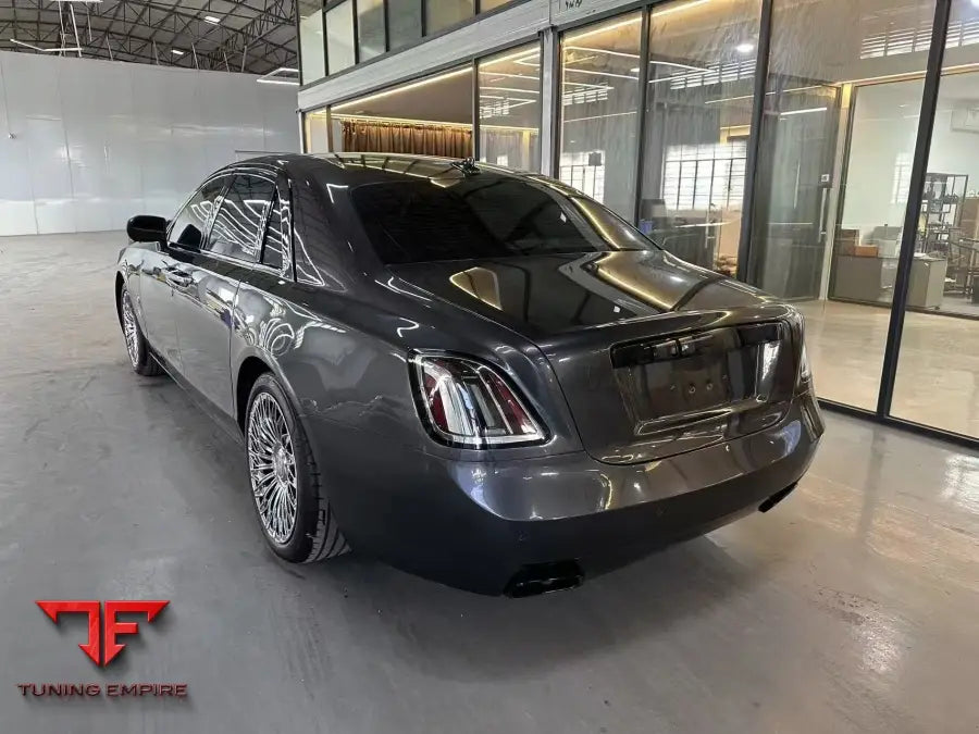 ROLLS-ROYCE GHOST 1 2010Y UPGRADE TO GHOST 5 2025Y BODY KIT