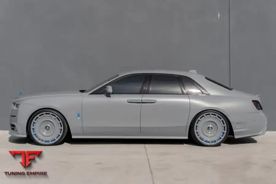 ROLLS-ROYCE GHOST CARBON FIBER BODY KIT