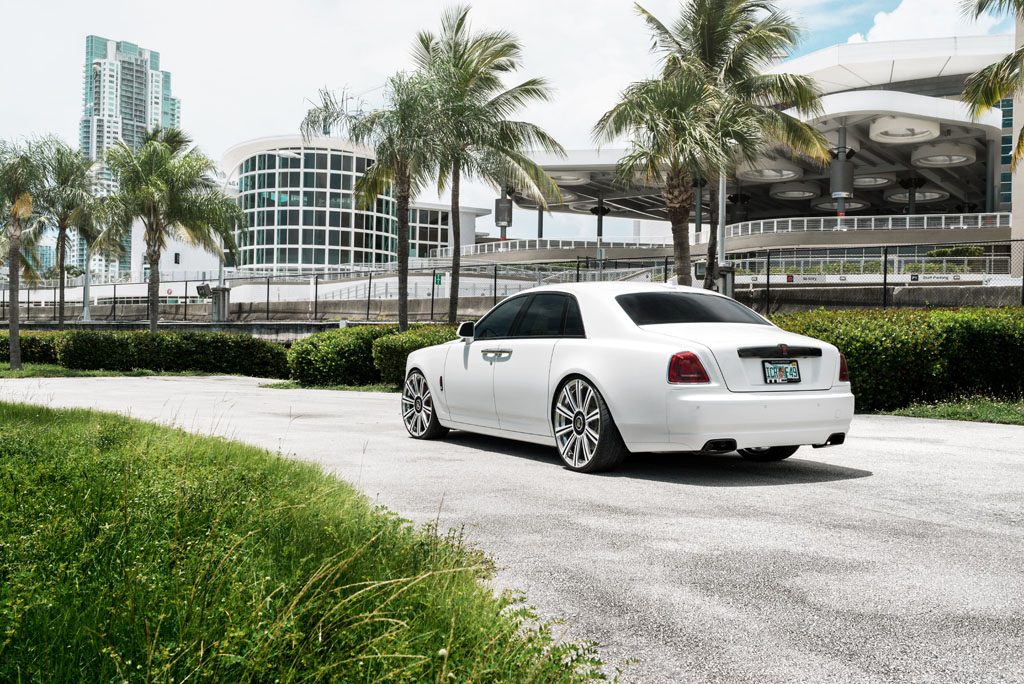 Rolls-Royce Wraith on custom forged wheels