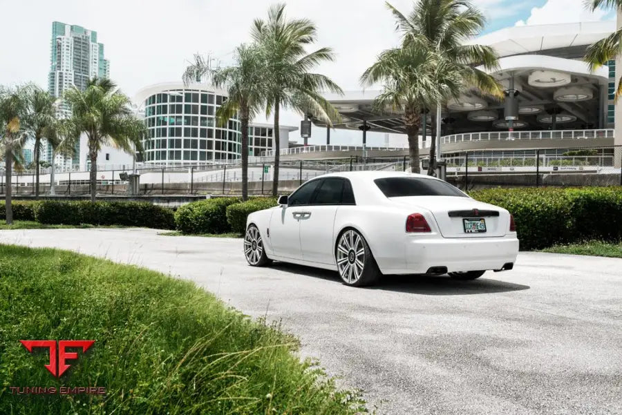 Rolls-Royce Wraith on custom forged wheels