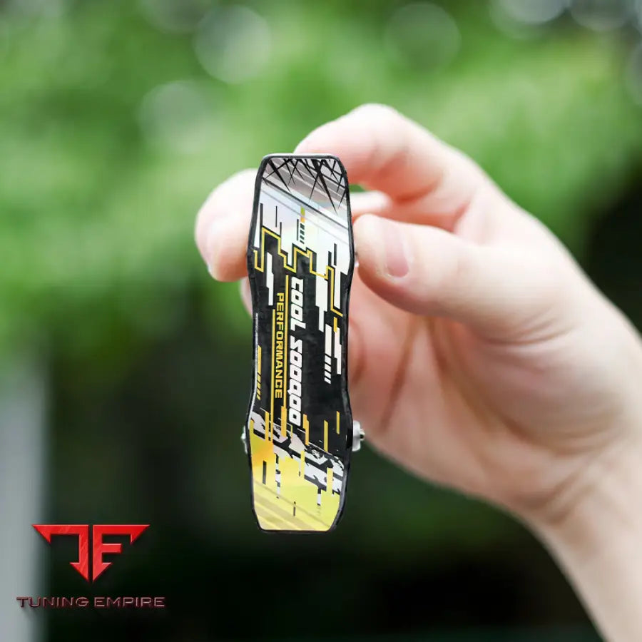 SOOQOO FINGER SKATEBOARD IN PREPREG CARBON FIBRE (V1) - Carbon Fibre Parts