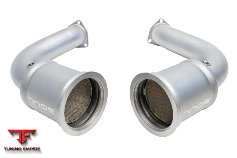 SOUL Urus downpipes detail