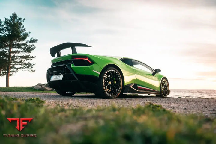 SPLITTER FOR FRONT BUMPER HURACÁN PERFORMANTE - Price on request - Body Kit