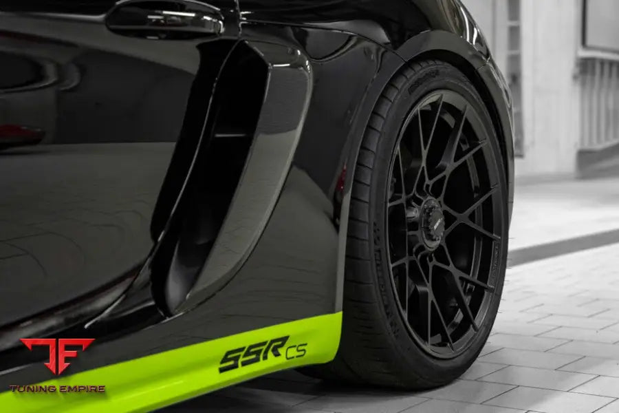 SSR PERFORMANCE CFRP Rear Wing with Integrated Gurney Porsche 718 Cayman GT4 RS