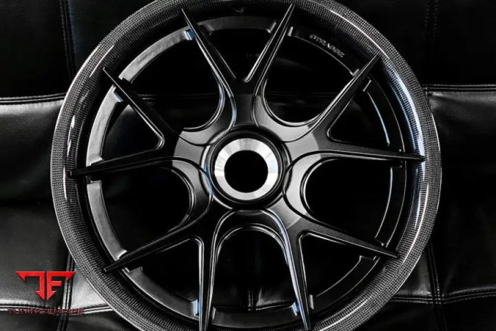 STRASSE SM5R CARBON