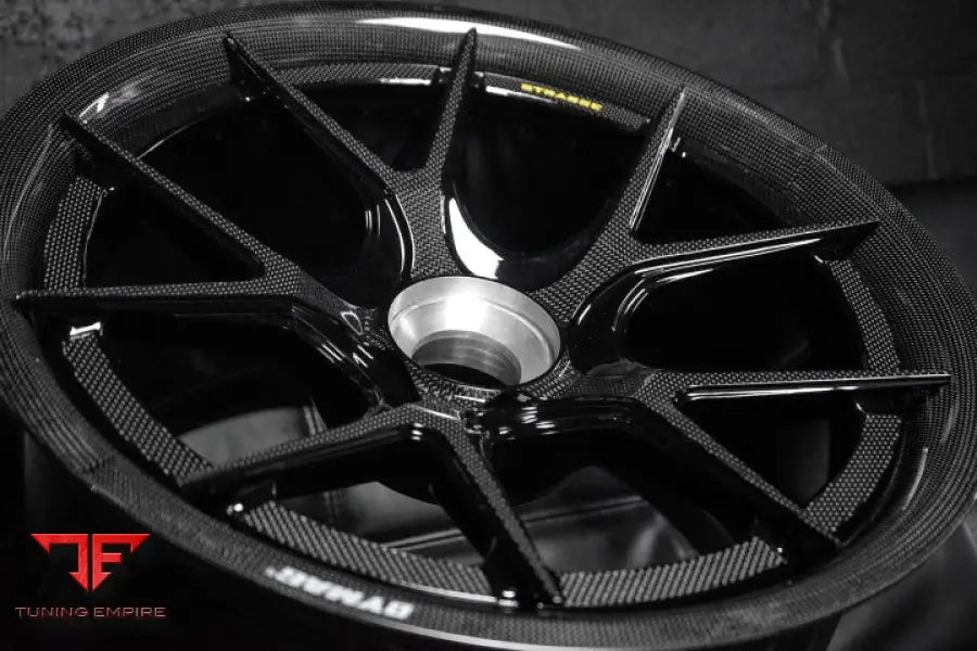 STRASSE SM5R CARBON