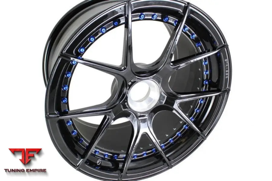 STRASSE SM5R DEEP CONCAVE FORGED WHEELS