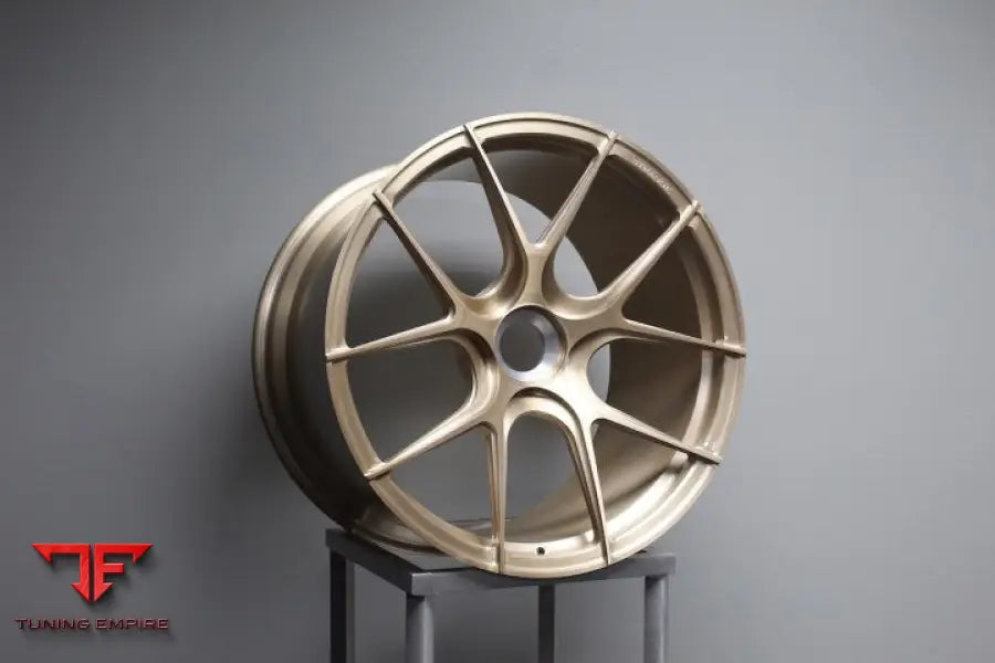 STRASSE SM5R DEEP CONCAVE FORGED WHEELS