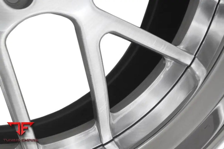 STRASSE SM7 PERFORMANCE FORGED WHEELS