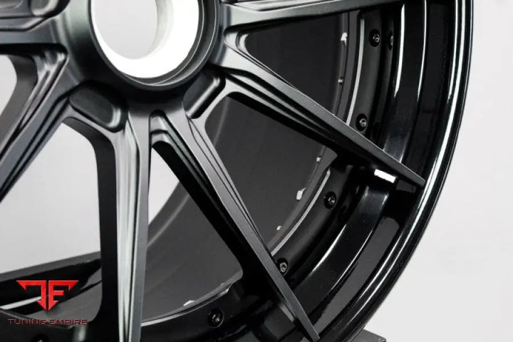 STRASSE SV10 DEEP CONCAVE FORGED WHEELS