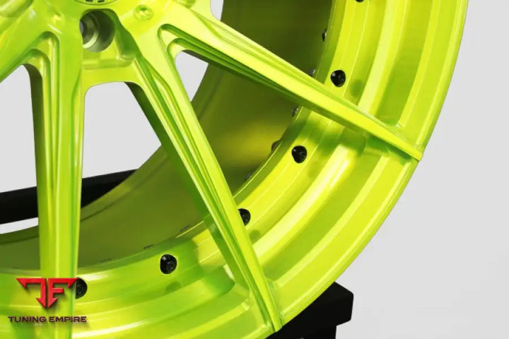 STRASSE SV10 DEEP CONCAVE FORGED WHEELS